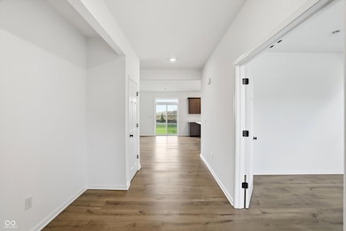 20246 Hudson Bay Ln, Westfield, IN 46074 - photo 5