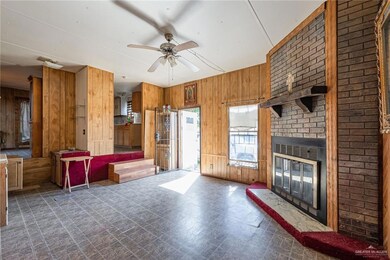 471 King James Dr, Alamo, TX 78516 - photo 4