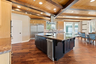35-web-or-mls-7304-n-applegate-rd