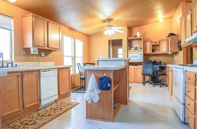 -Kitchen