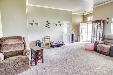 909 Eagle Cliff Dr, Norman, OK 73072 - photo 4