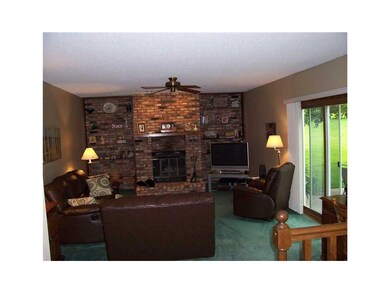 Family Room-L1.