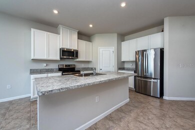 35649 Osprey Perch Ln, Zephyrhills, FL 33541 - photo 7