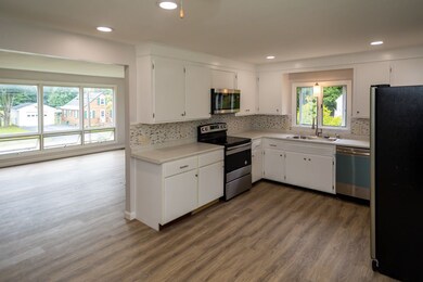 69 Bartlett Ave, Somersworth, NH 03878 - photo 6