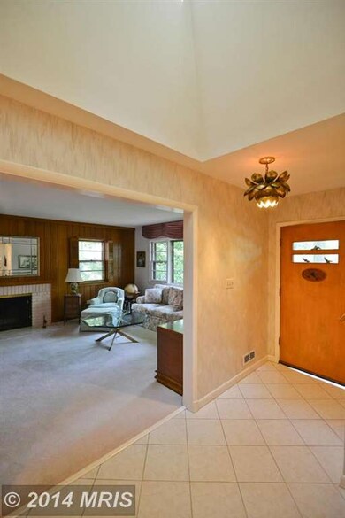 6367 Dockser Terrace, Falls Church, VA 22041 - photo 4