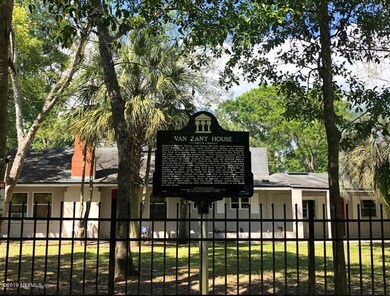 5419 Woodcrest Rd unit A, Jacksonville, FL 32205 - photo 6