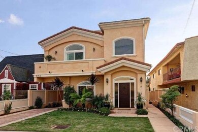 Lovely front yard and gorgeous mediterranean exter