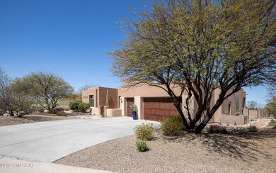 3 Car Garage