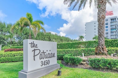 The Patrician unit 118, Palm Beach, FL 33480 - photo 2