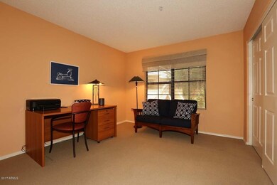 Den-2nd Bedroom