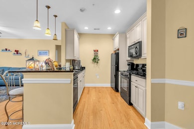 512 Sophee Ln, Lakewood, NJ 08701 - photo 3