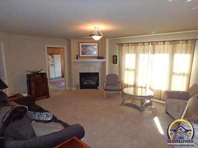 1154 SW Red Oaks Place, Topeka, KS 66615 - photo 3
