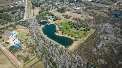 13319 Colony Rd, Needville, TX 77461 - photo 4
