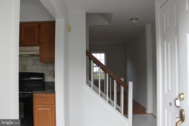 12109 Pikeview Terrace, Germantown, MD 20874 - photo 5