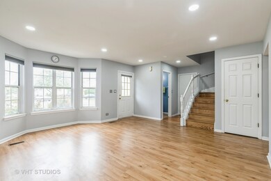 780 Trinity Ct, Carol Stream, IL 60188 - photo 4