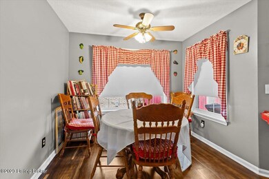 14-5607 Grandel Blvd-14