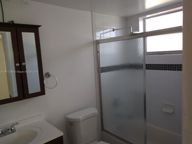 7925 Carlyle Ave unit 303, Miami Beach, FL 33141 - photo 6