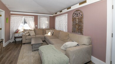25 maple street-32