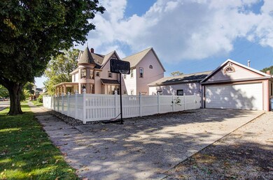 402 N Van Buren St, Auburn, IN 46706 - photo 4