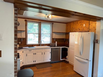 2 Brompton Ln, Cincinnati, OH 45218 - photo 6