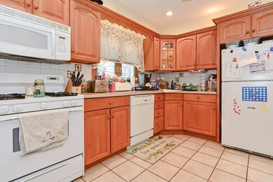 5 Fuller St, Everett, MA 02149 - photo 3