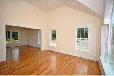 4 Henley Rd unit 2, Acton, MA 01720 - photo 3