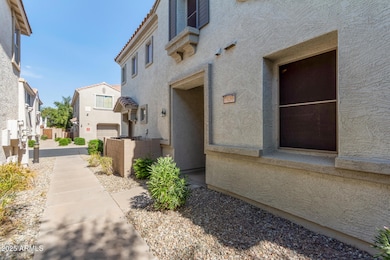 7530 S 31st Way unit 108, Phoenix, AZ 85042 - photo 2