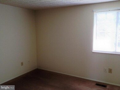 9218 Briarchip St, Laurel, MD 20708 - photo 7