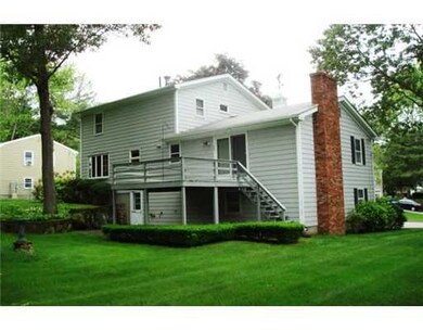 26 Wampum Dr, Warwick, RI 02886 - photo 2