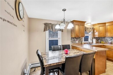 Eat in Kitchen