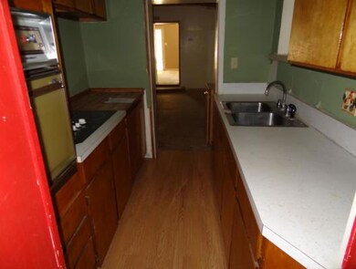 50 W Center St, Parowan, UT 84761 - photo 6