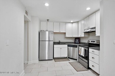 208 15th Ave S, Jacksonville Beach, FL 32250 - photo 4