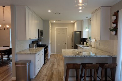 1207 Bayou Oak Dr, Friendswood, TX 77546 - photo 7