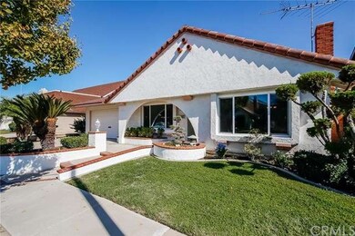 Nicely landscaped front yard. 