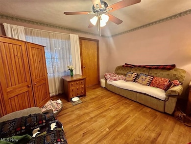 120 Carson Ln, Little Hocking, OH 45742 - photo 2