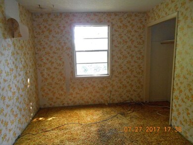 Bedroom-up