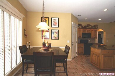 Another view of the kitchen nook.