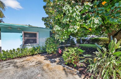 1248 NE 8th Ave, Delray Beach, FL 33483 - photo 2
