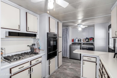 Abraham Kitchen 2
