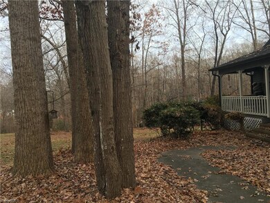 2693 Oak Hollow Dr, Asheboro, NC 27205 - photo 7