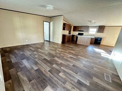 8240 Pinecrest Dr unit LOT 640, Spring, TX 77389 - photo 2