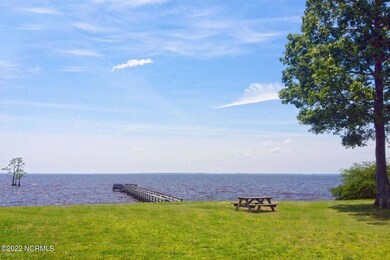 5  Community Pier & Commons