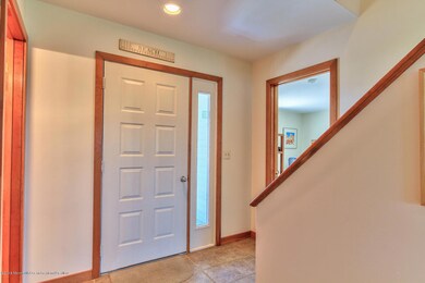 1444 Bayview Ave Listing 9872-large-004-
