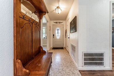 15902 Ash Rd, Alvin, TX 77511 - photo 4