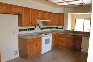 7320 S Bonarden Ln, Tempe, AZ 85283 - photo 4