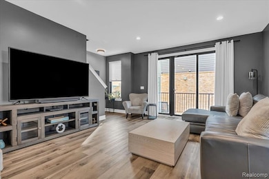 1061 Hampton Cir, Detroit, MI 48207 - photo 6