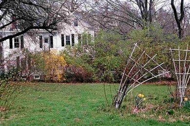 425 Middle St, Portsmouth, NH 03801 - photo 2