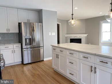 9093 Golden Sunset Ln, Springfield, VA 22153 - photo 6