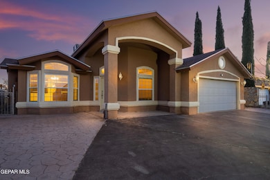 1716 Catham Cir, Horizon City, TX 79928 - photo 3