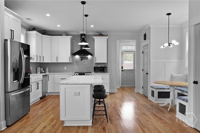 1209 E Henry St, Savannah, GA 31404 - photo 3